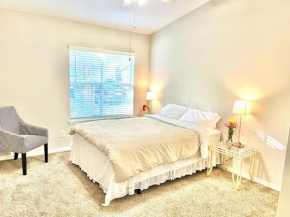 2 Bed APT 10 Mins to Jacksonville Beach